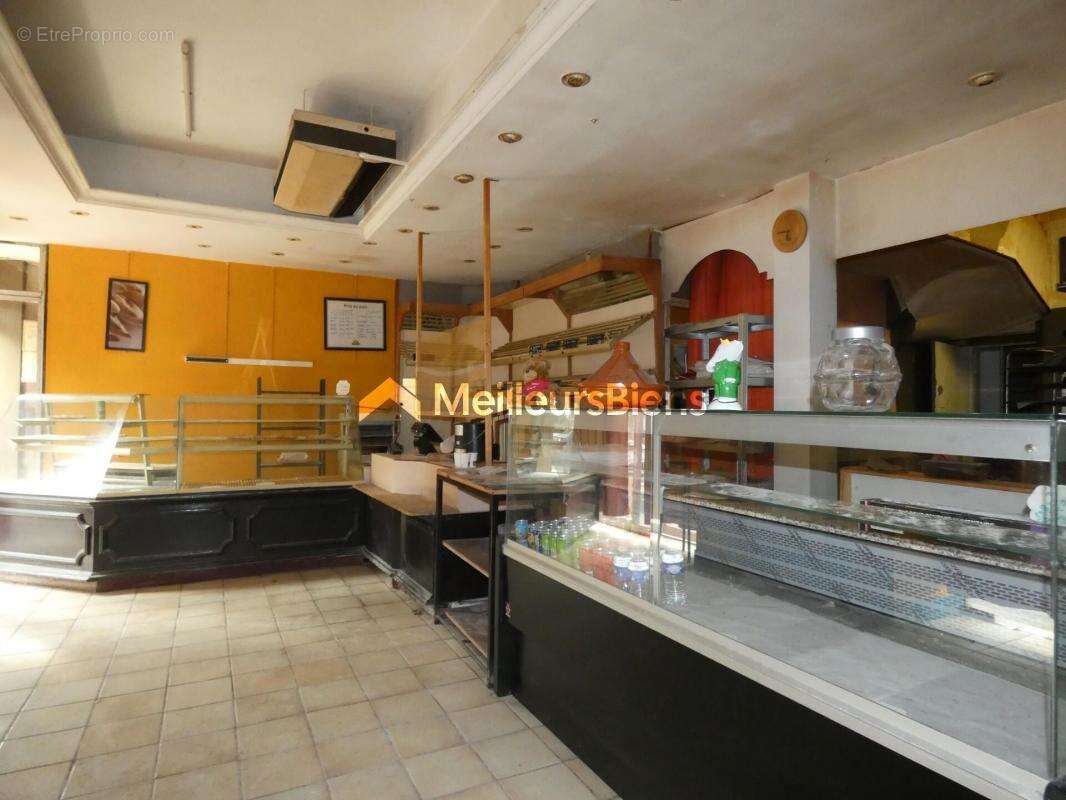 Commerce à LA BOURBOULE