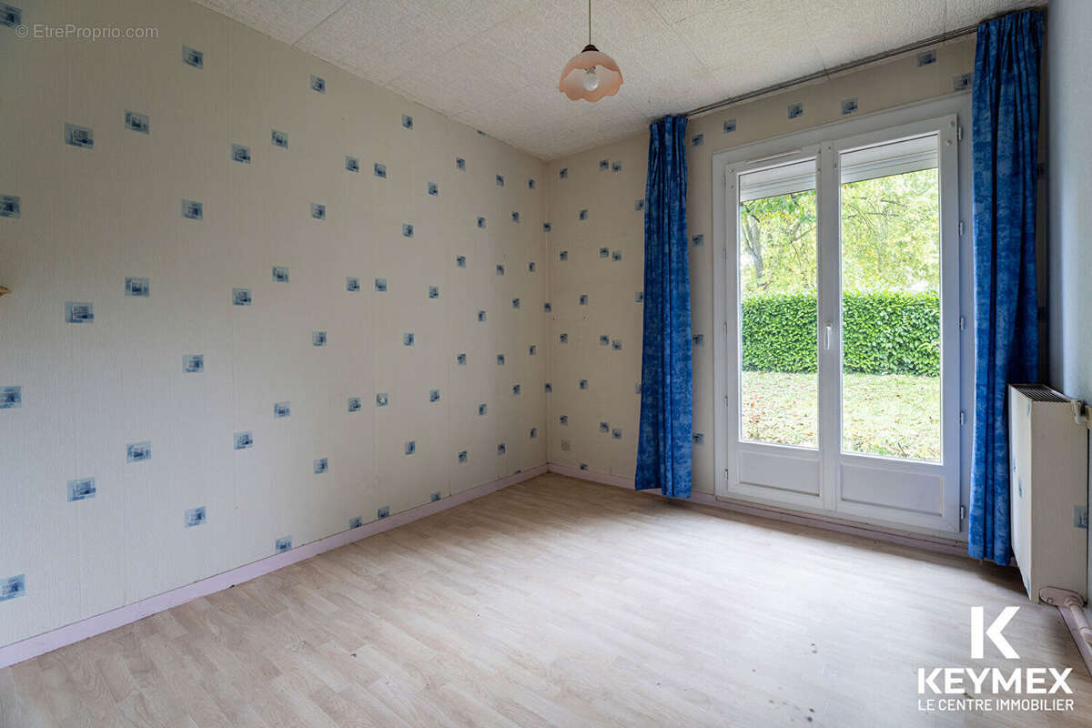 Maison à LE MESNIL-EN-THELLE