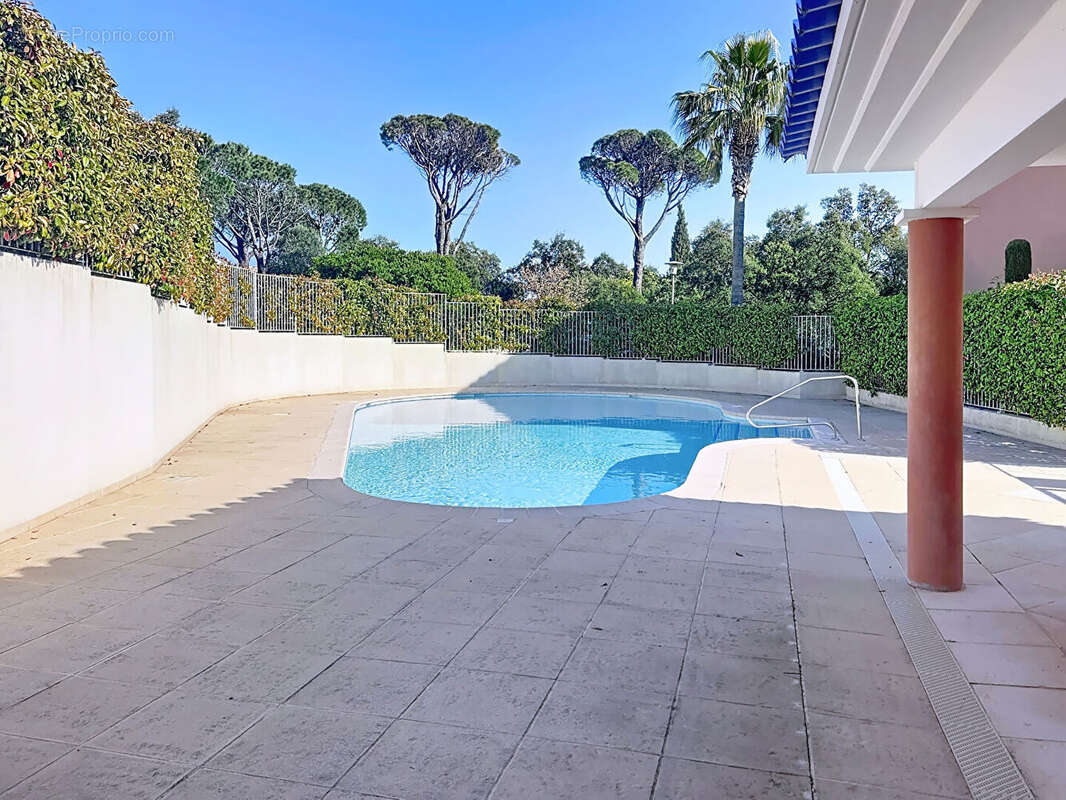 Appartement à SAINT-RAPHAEL