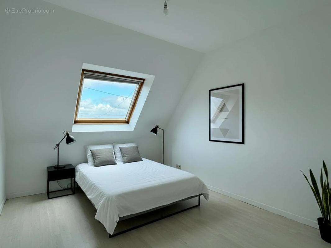 Maison à LA MEAUGON