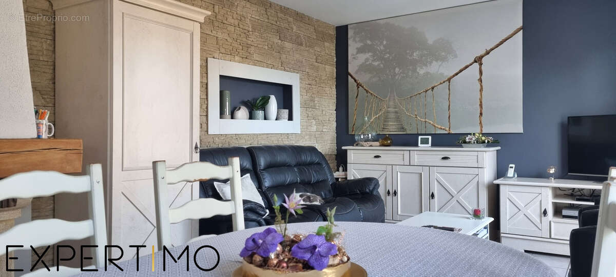 Maison à BUXEROLLES