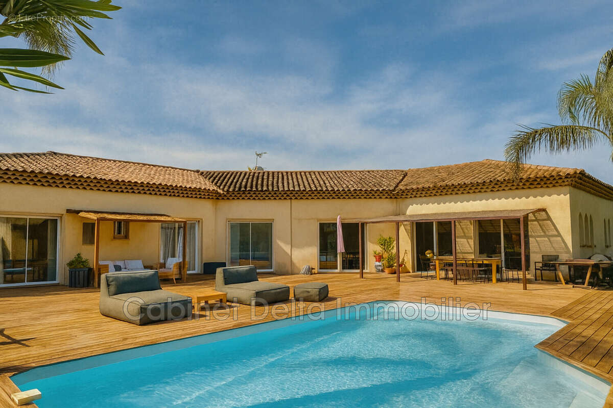 Maison à SANARY-SUR-MER