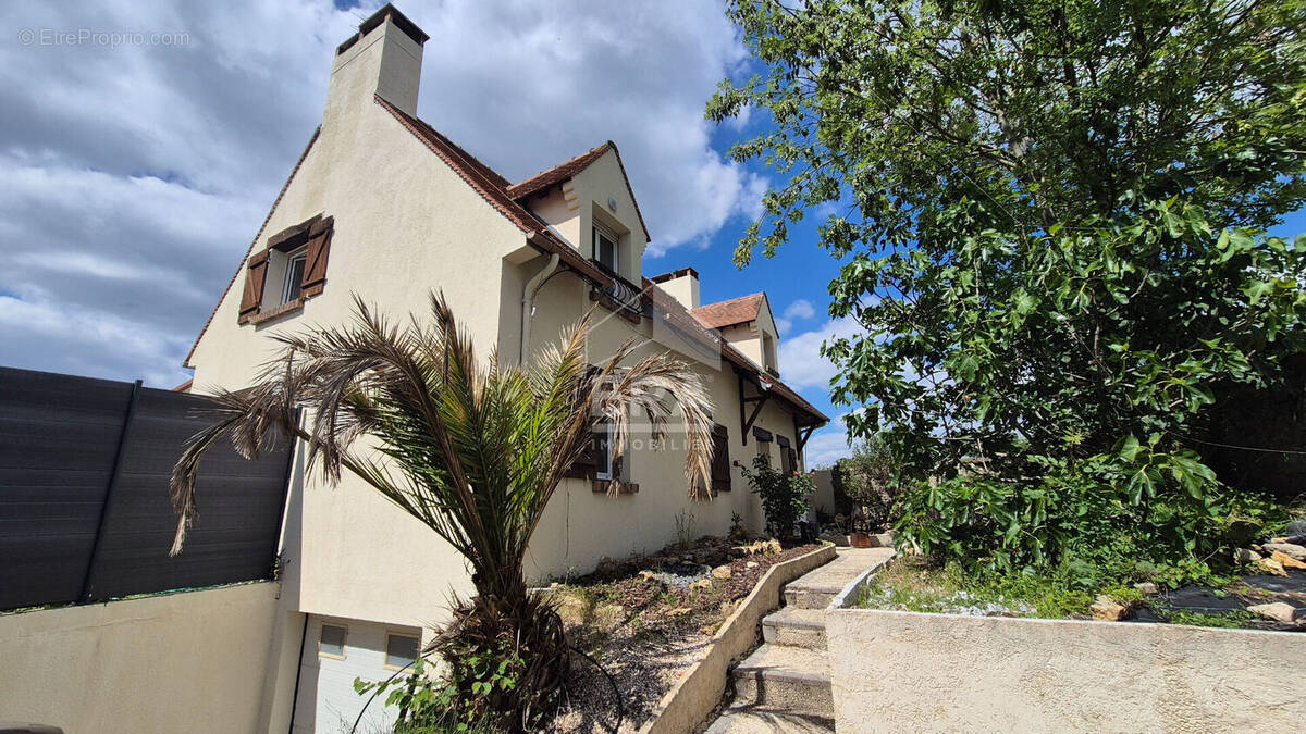 Maison à SERVON