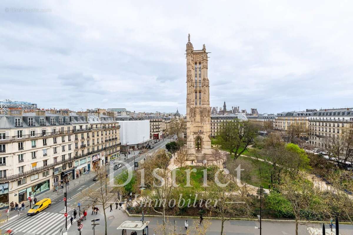 Appartement à PARIS-1E