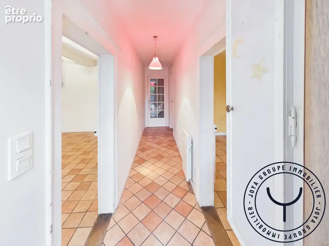 Maison 3 pièces 72 m² à vendre à Neuville-Sur-Vannes (10190) - photo 2