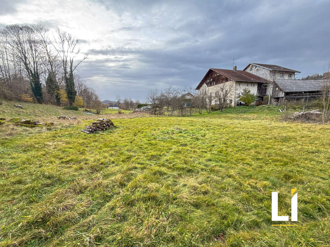 Maison à LES BRESEUX