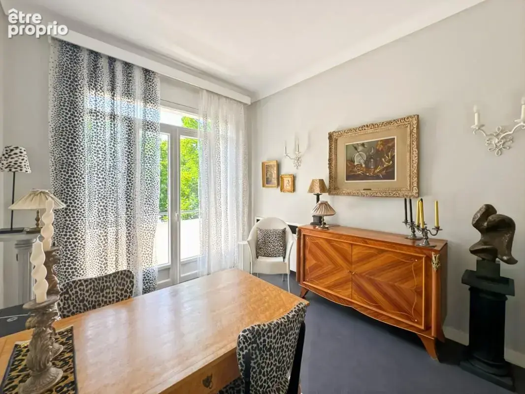 VICHY – Quartier République – Appartement de caractère 80 m² avec garage et caves dans maison Art déco - photo 28