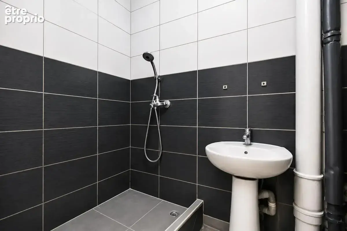 Appartement de 3 pièces de 50 m² à Aubervilliers - photo 11