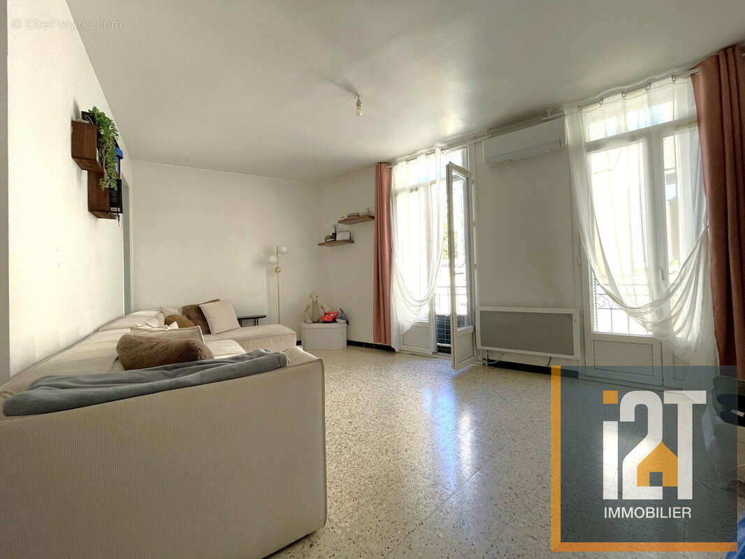 Appartement à NIMES