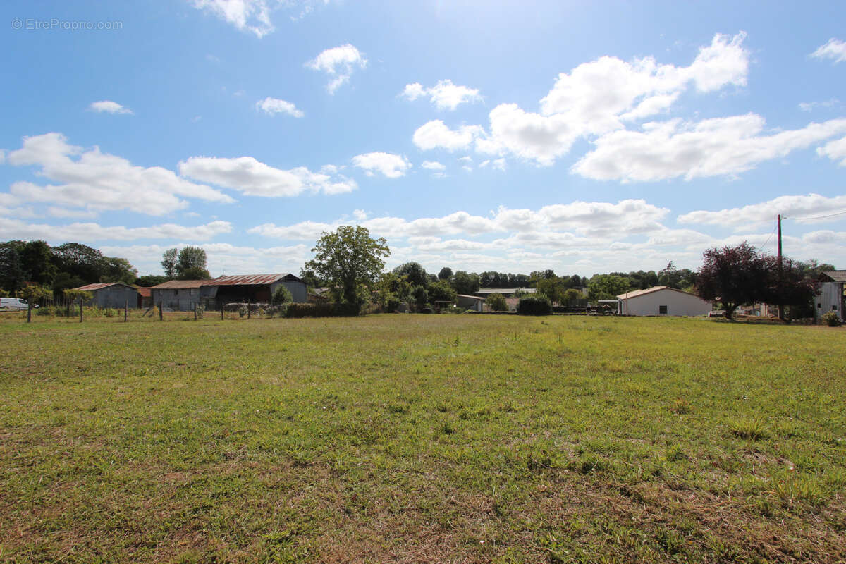 Terrain à AUGE