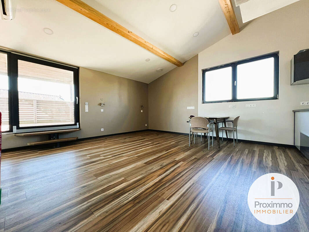 Commerce à QUESTEMBERT