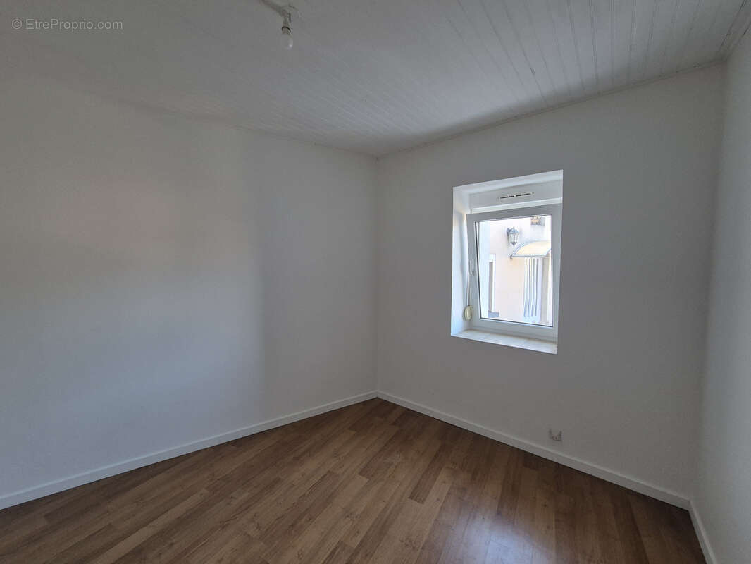 Maison à VEYRE-MONTON