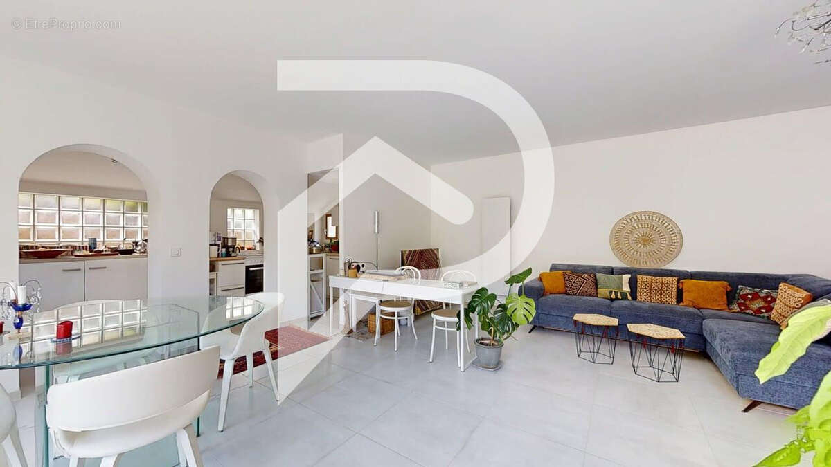 Maison à L'ETANG-LA-VILLE