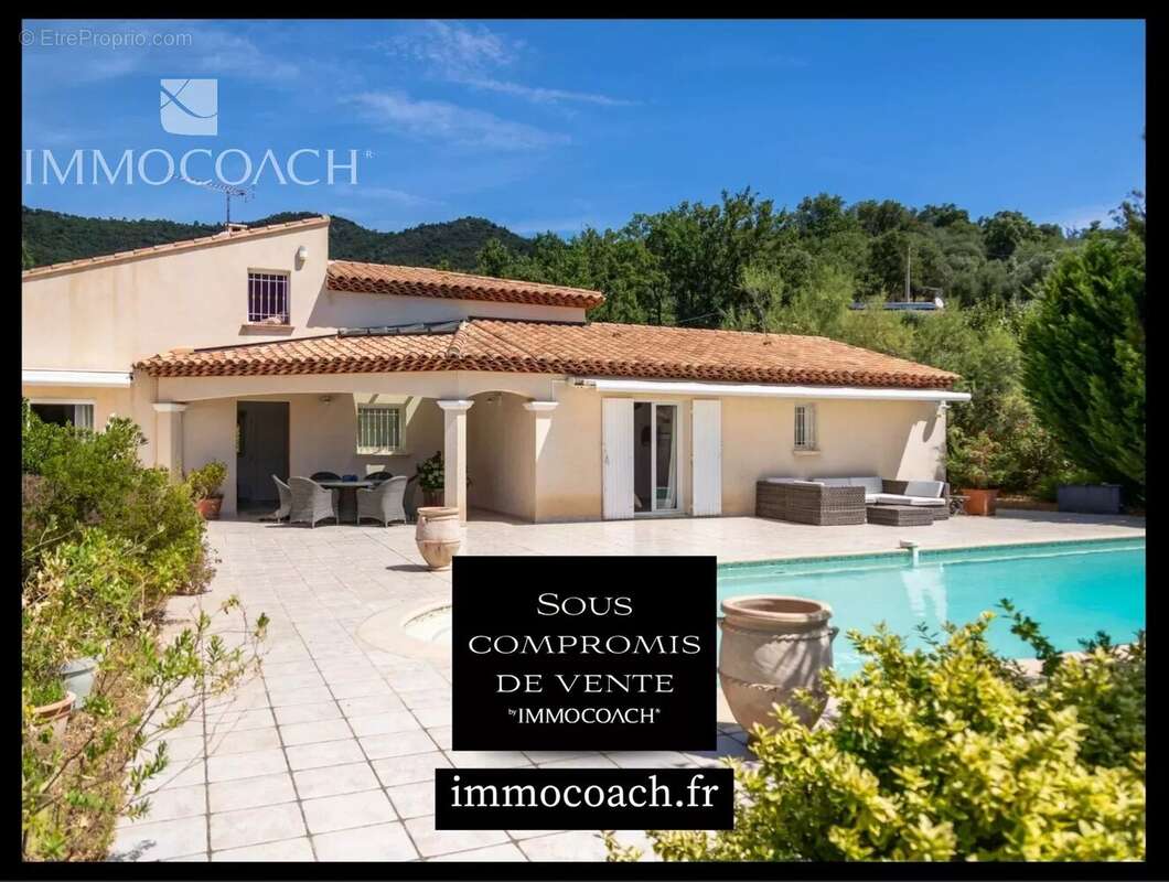 Maison à COLLOBRIERES