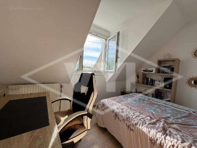 Maison à COMBS-LA-VILLE