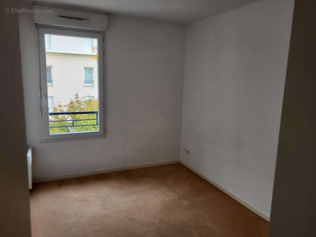 Appartement à EPERNON