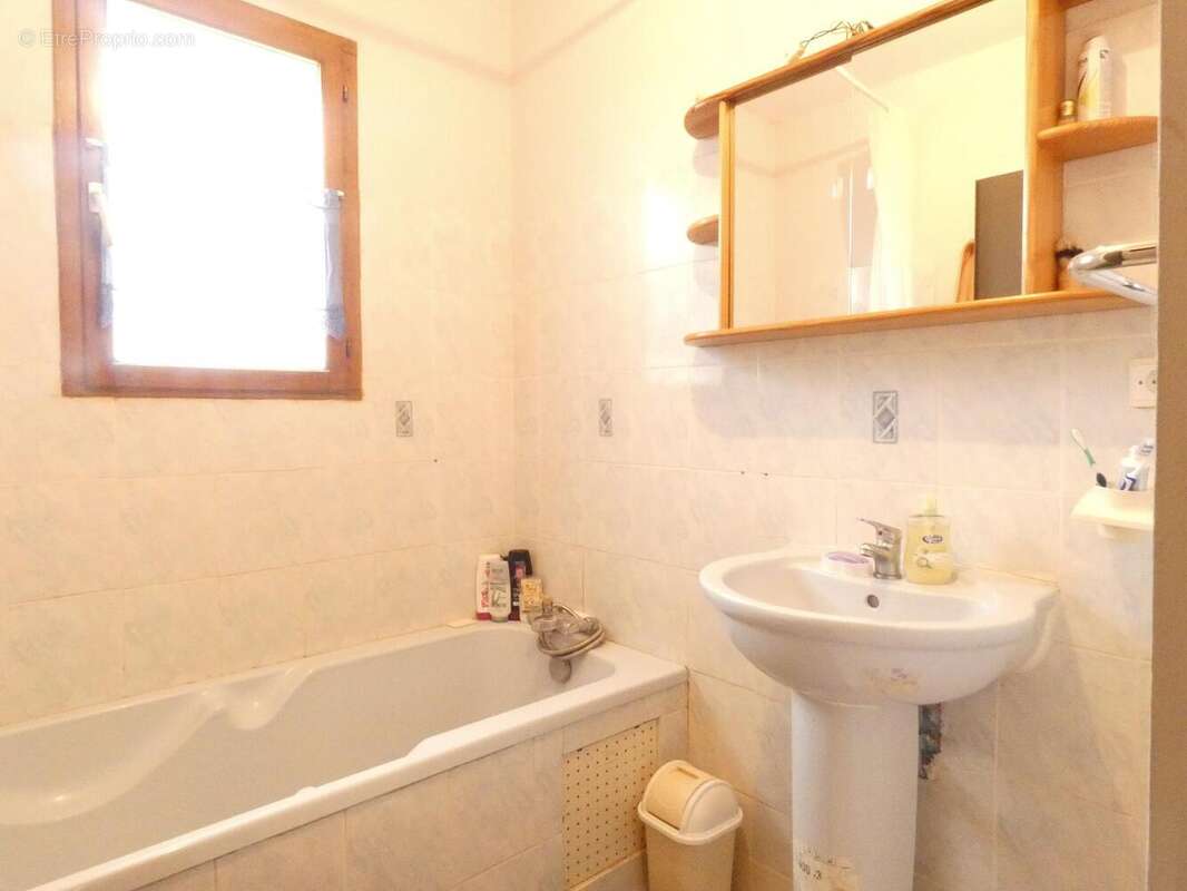 Maison à VIENNE-EN-VAL