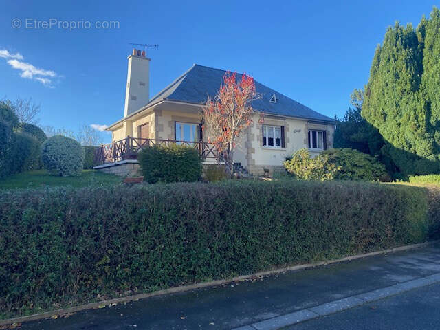 Maison à MINIAC-MORVAN