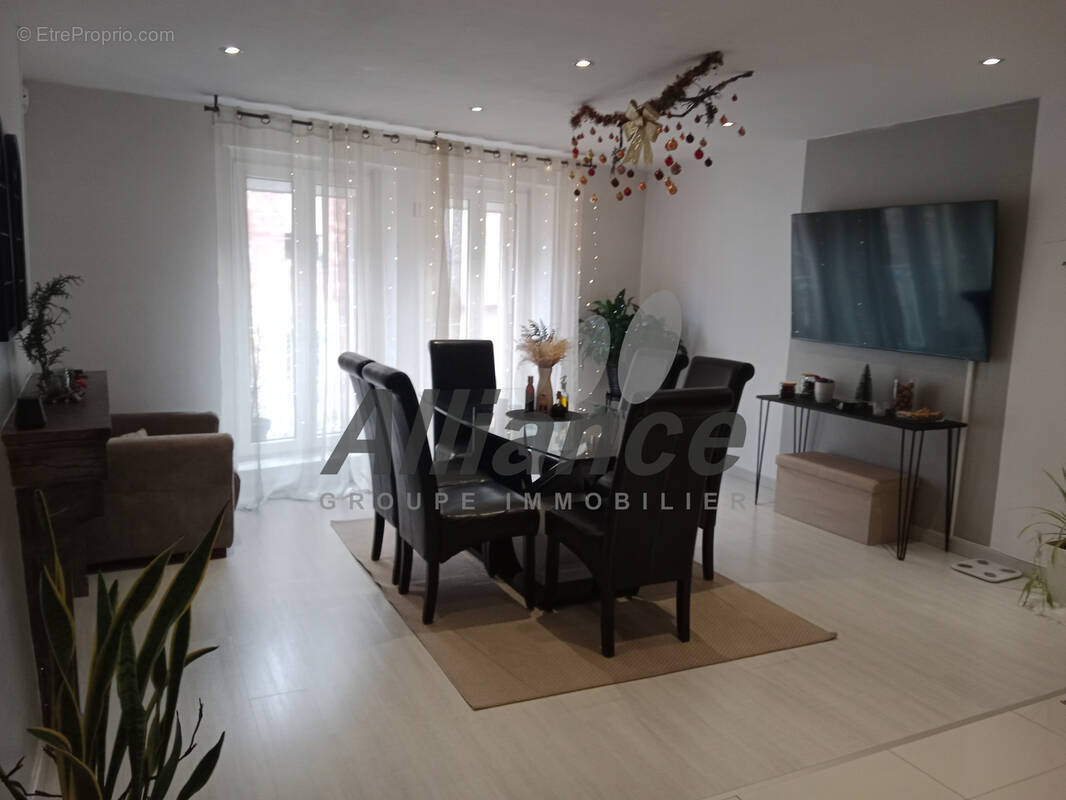 Appartement à LUXEUIL-LES-BAINS