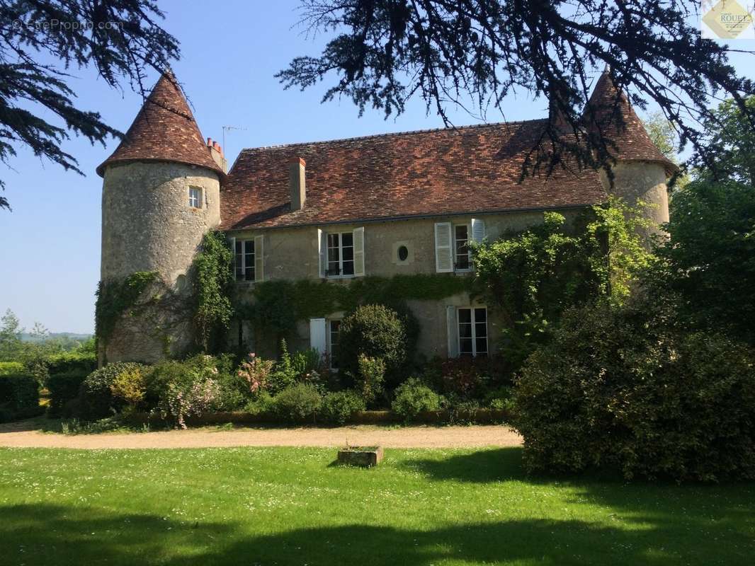 Maison à NEONS-SUR-CREUSE