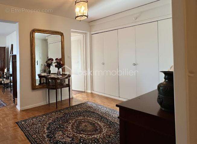 Appartement à CALUIRE-ET-CUIRE