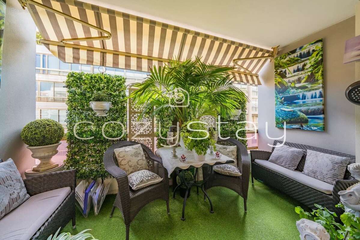 Appartement à CANNES