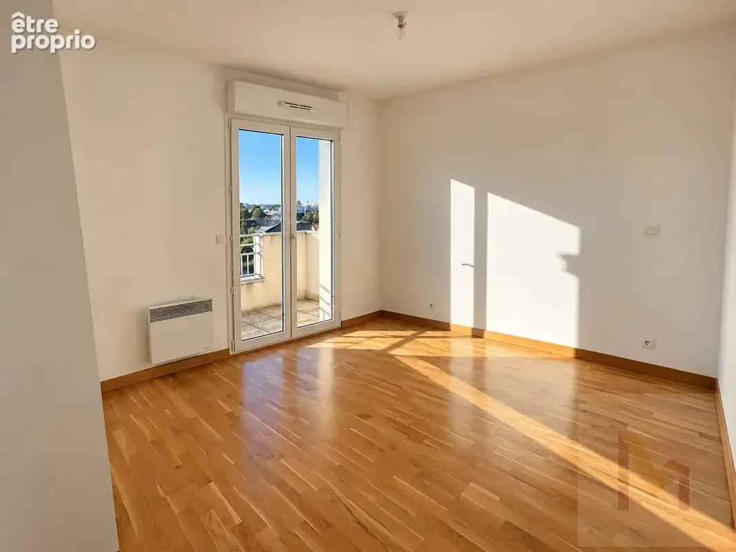 Appartement 3 pièces - Dernier étage avec terrasse de 34 m² - Proche RER A - photo 9