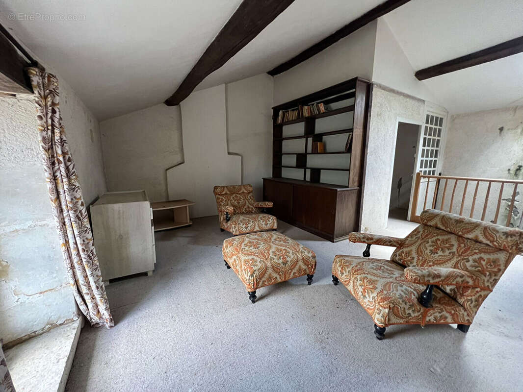 Maison 83 m² à Saint-Sauvant  - photo 8