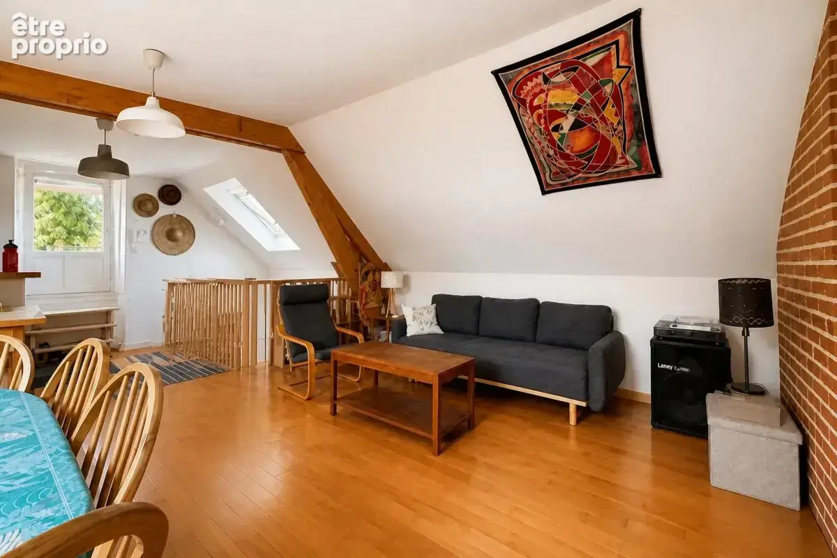 Maison de 8 pièces de 240 m² à Sainte-Maure-de-Touraine - photo 5