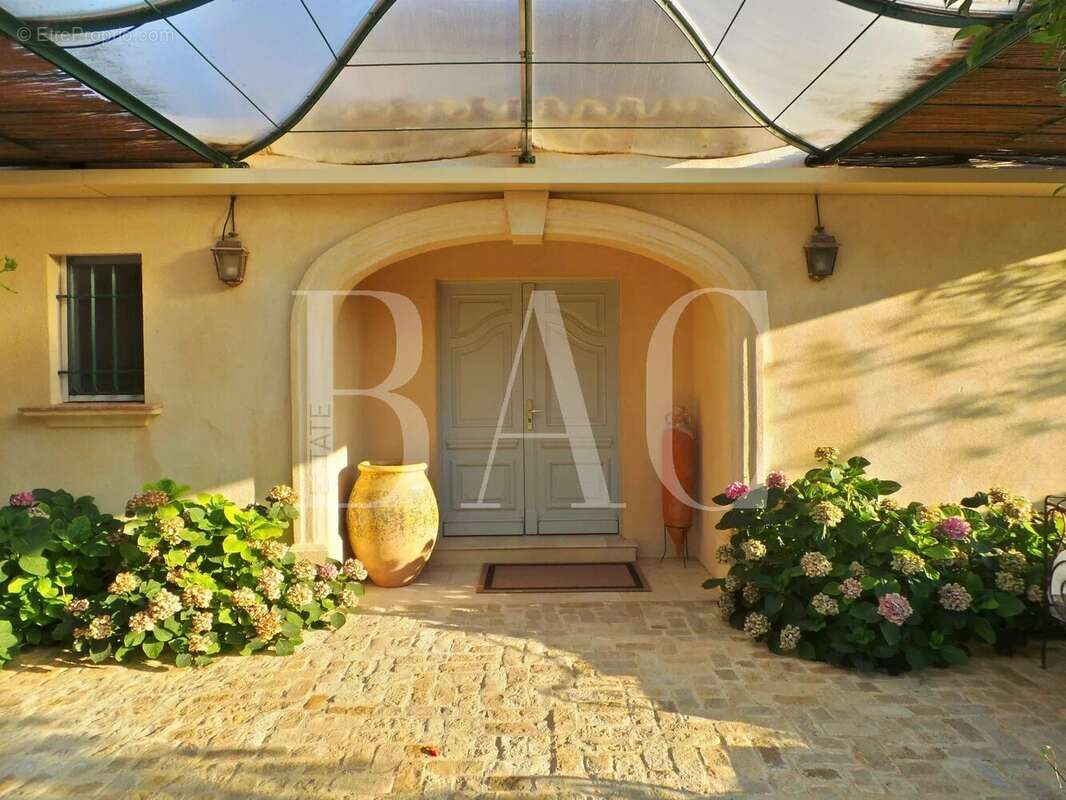 Maison à RAMATUELLE