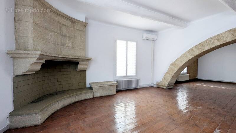 Appartement à SALON-DE-PROVENCE