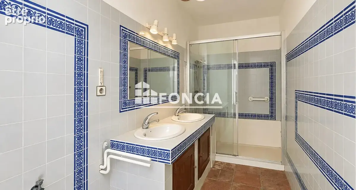 EXCLUSIVITE Magnifique maison de caractère au cœur de Clarensac – 332 m² – 5 chambres – garage – ascenseur - piscine - photo 7