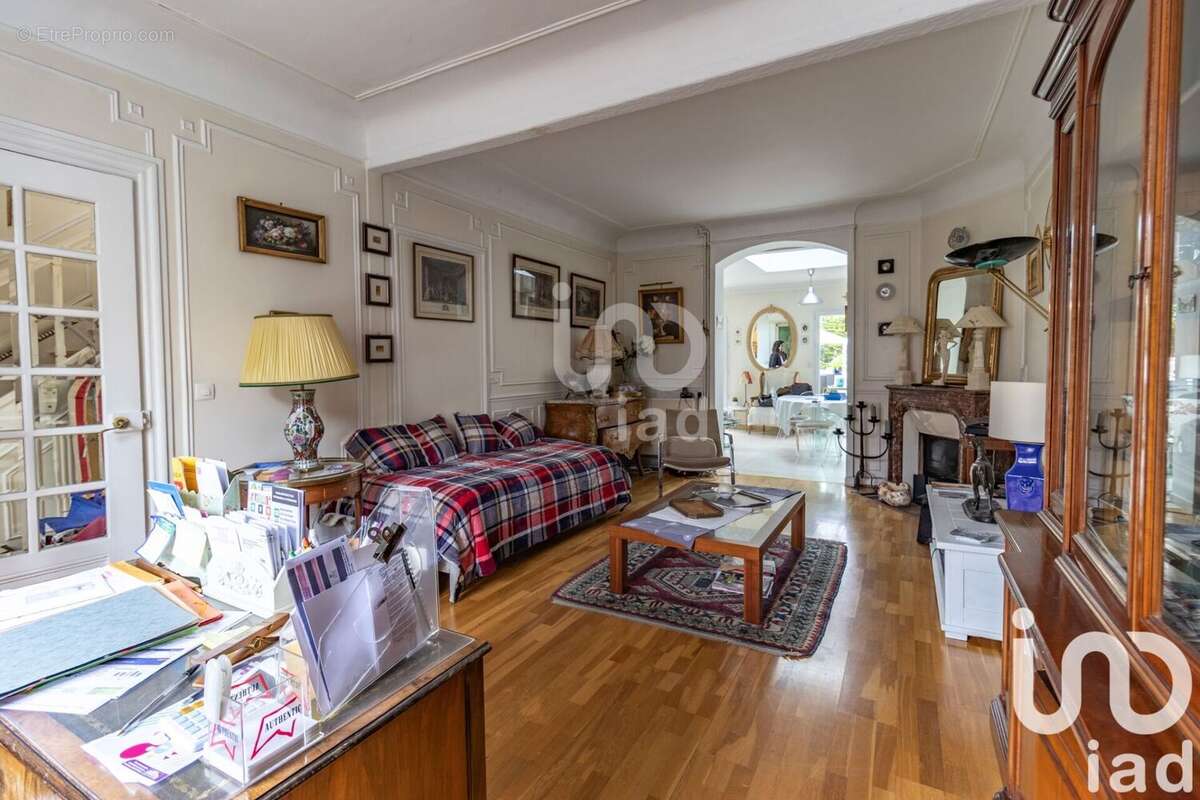 Photo 6 - Maison à NANTERRE