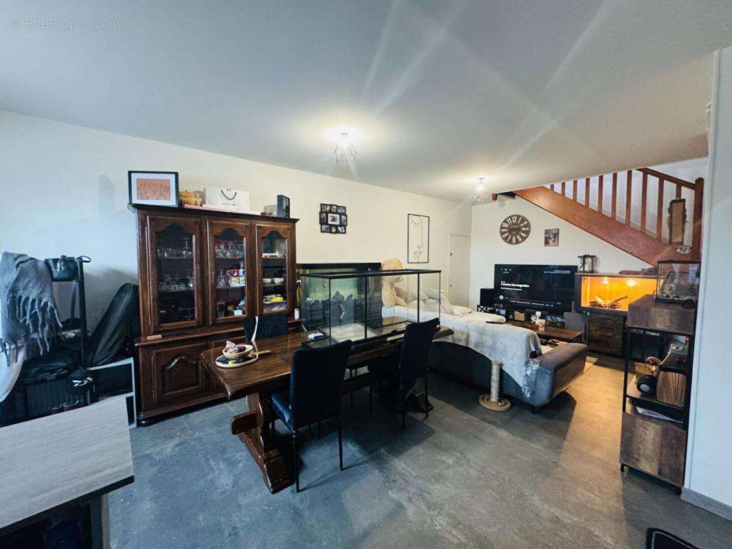 Appartement à FOURCHAMBAULT