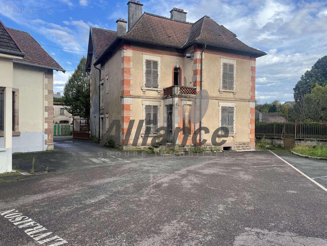 Appartement à LUXEUIL-LES-BAINS