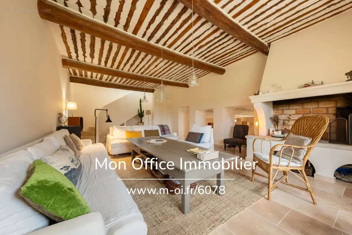 Maison à ROUSSILLON