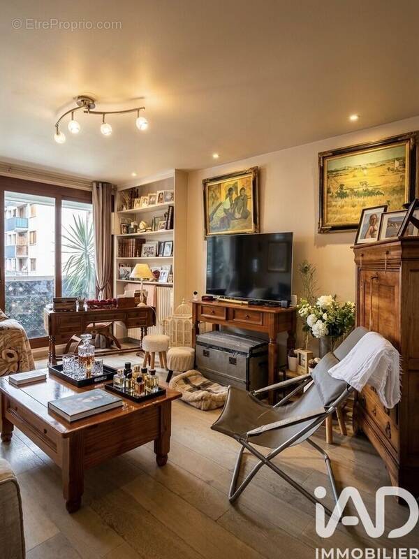 Photo 1 - Appartement à PARIS-19E