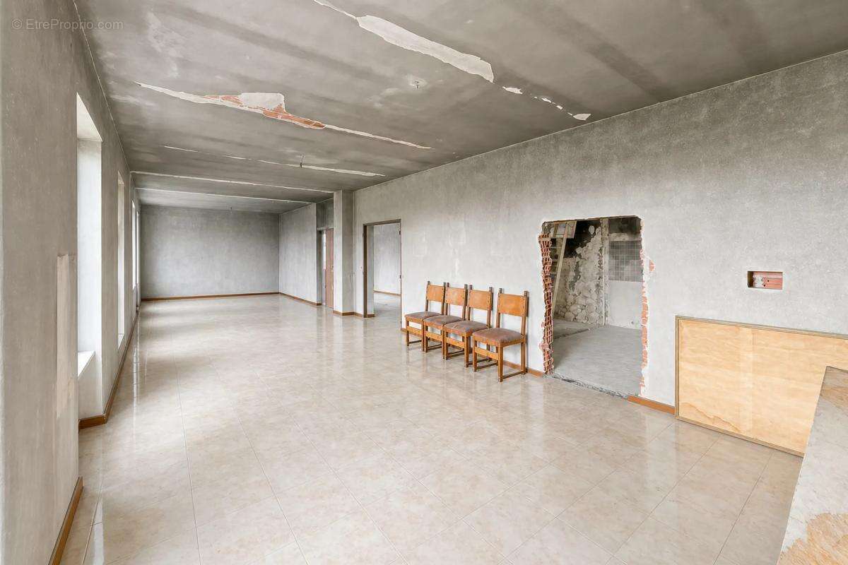 Maison de maître de 222m² à Pergain-Taillac - photo 24