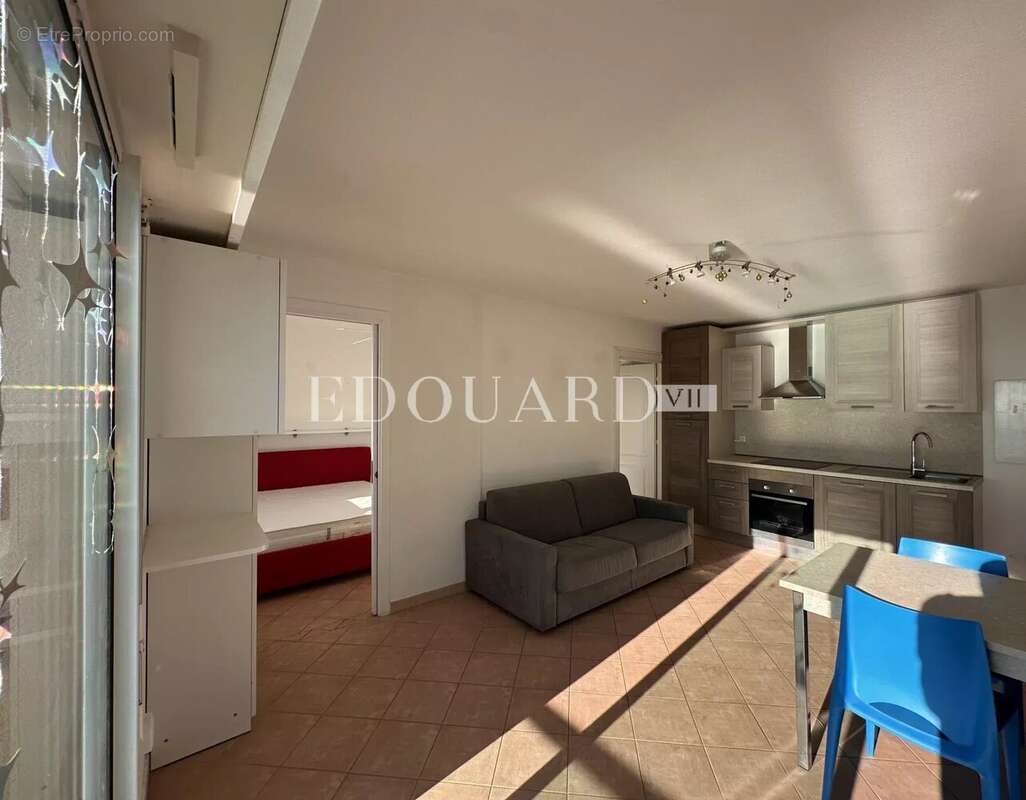 Appartement à ROQUEBRUNE-CAP-MARTIN