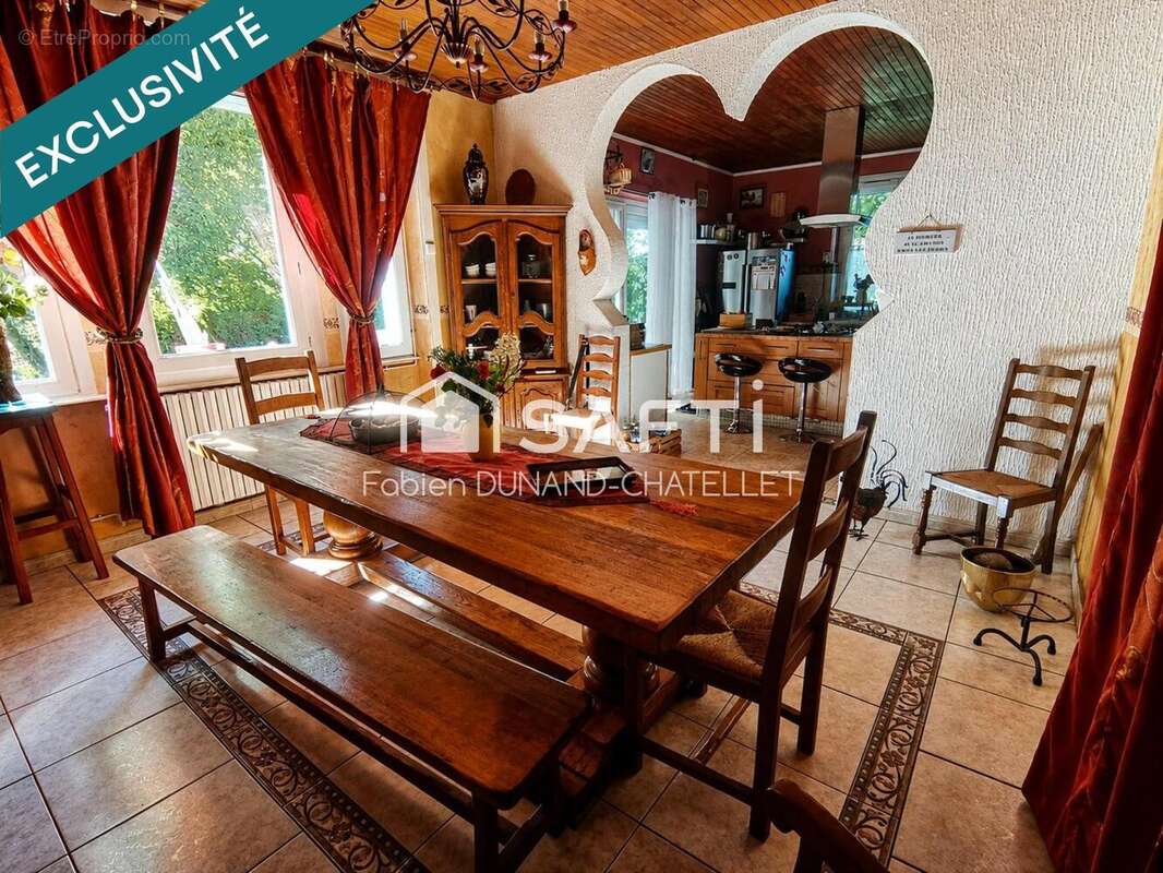 Maison 181 m² à Vezeronce-Curtin  - photo 8