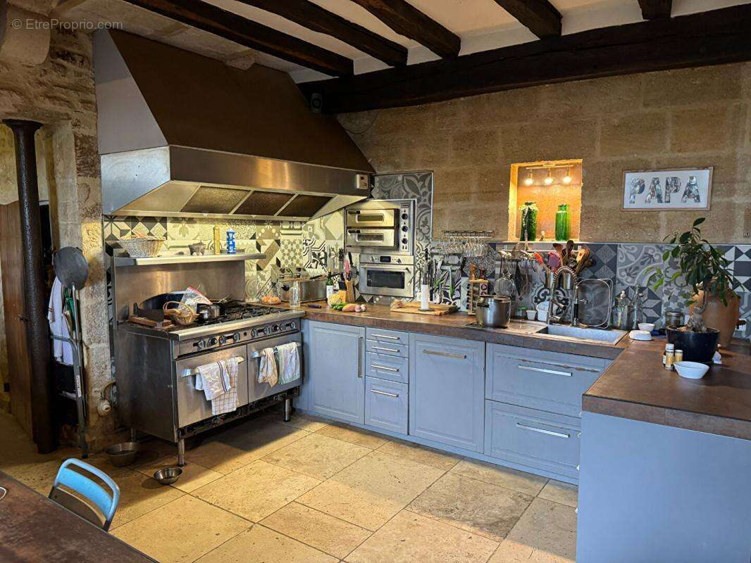 Maison à SAINT-EMILION