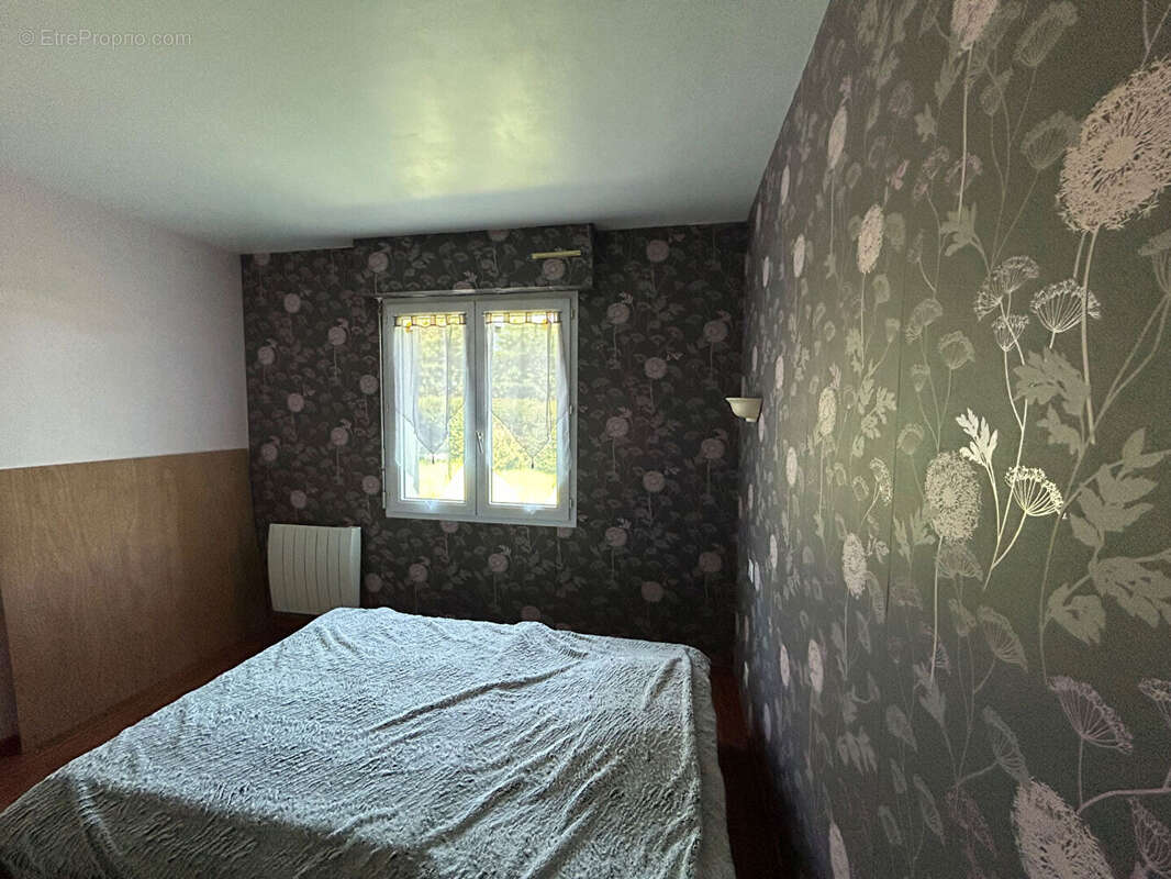 PLOUGAR : Maison  6 pièces-109 m2 - photo 7