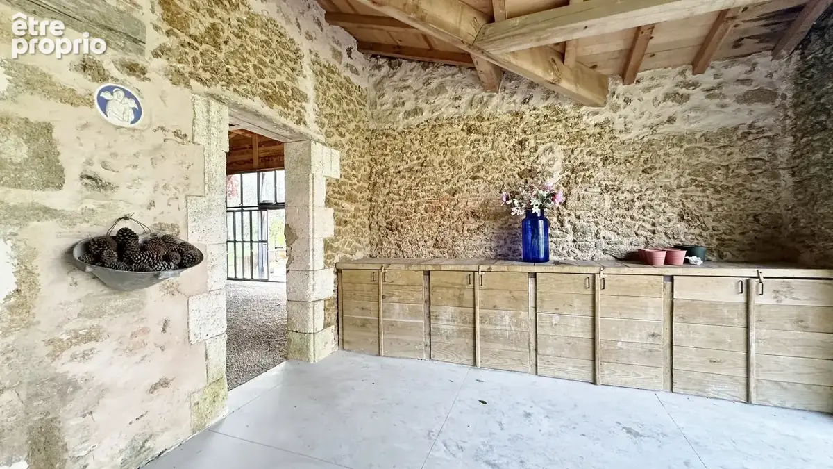 Propriété d'exception  Manoir historique au cur de près de 3 hectares - photo 10