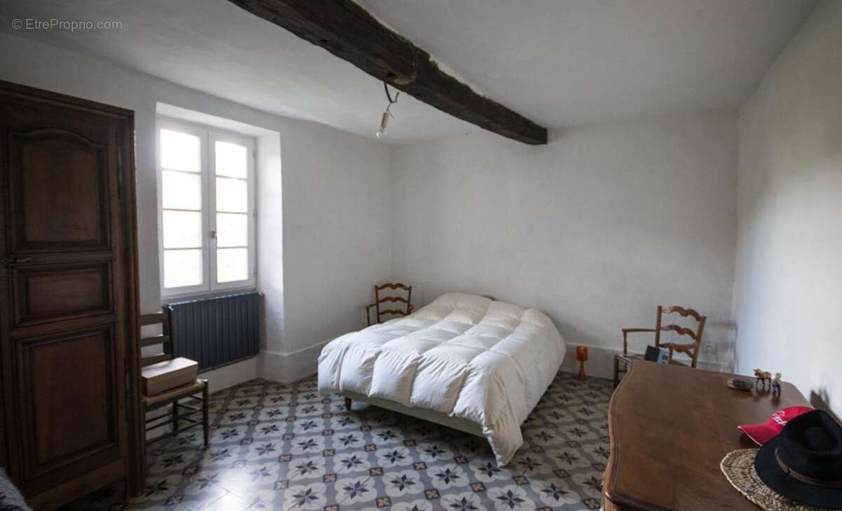 Maison à MIRANDE