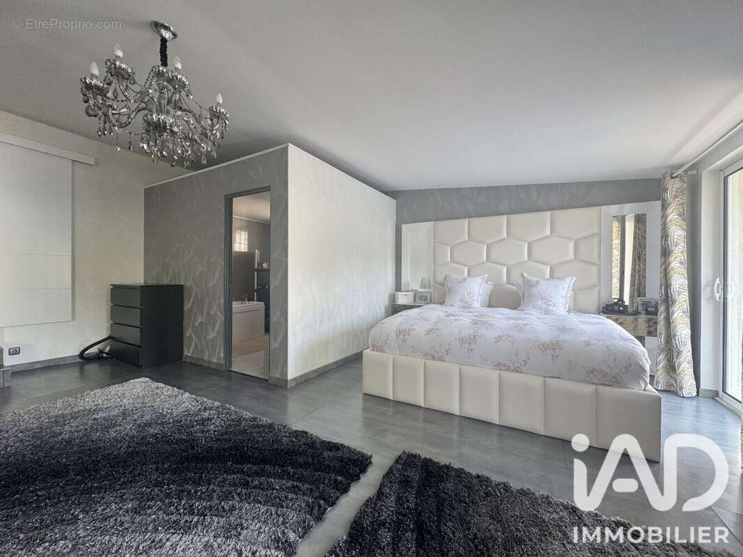 Maison 130 m² à Montgeron  - photo 7