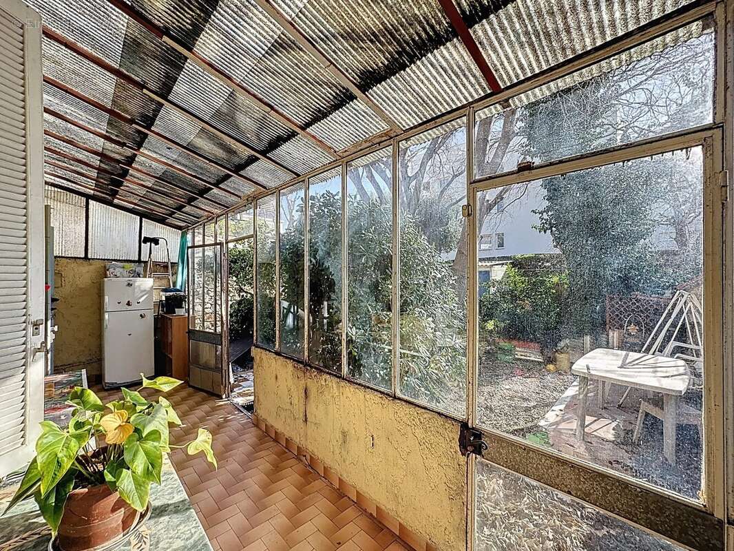 Appartement à MARSEILLE-9E