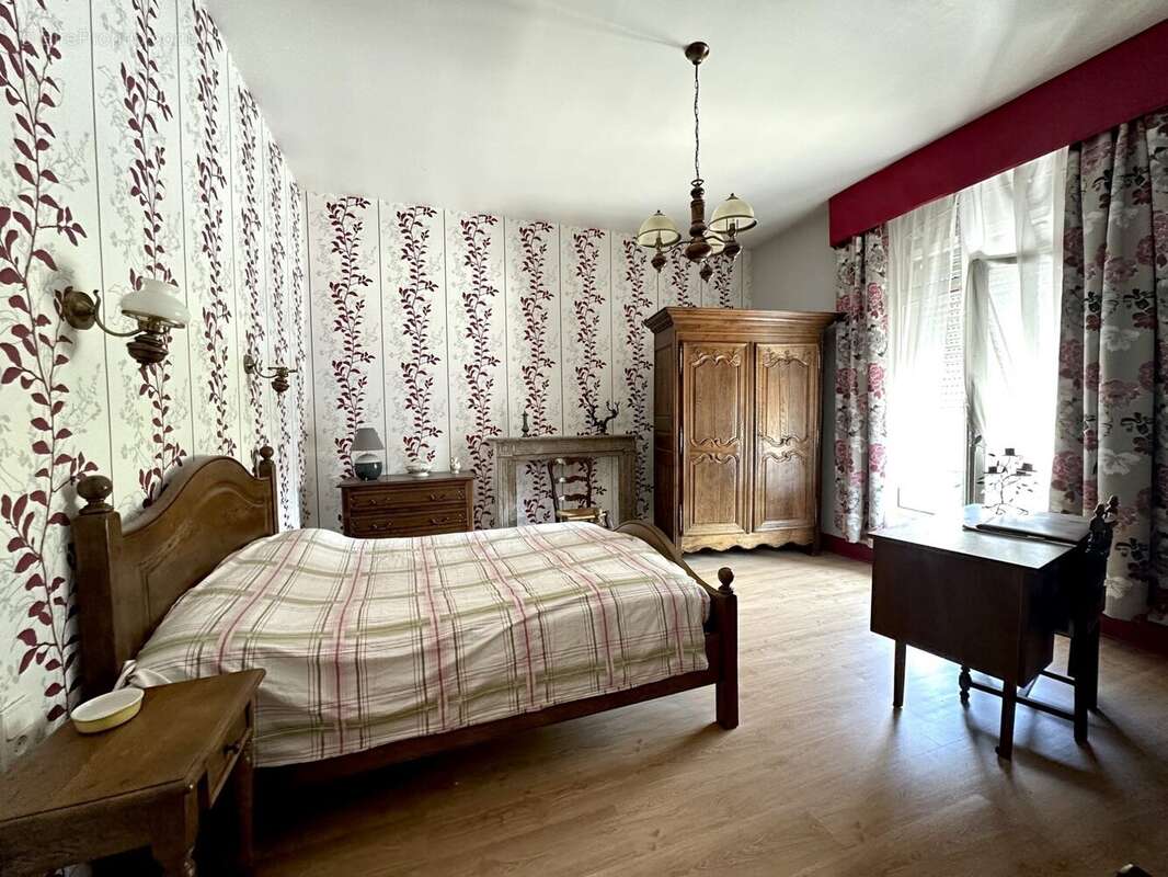 Maison 256 m² à Landrecies  - photo 7