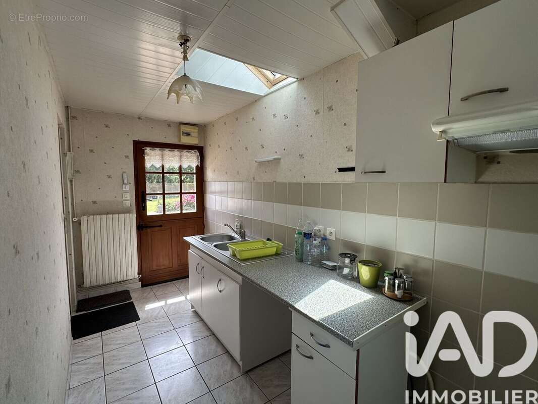 Maison 96 m² à Mezieres-Sous-Lavardin  - photo 8
