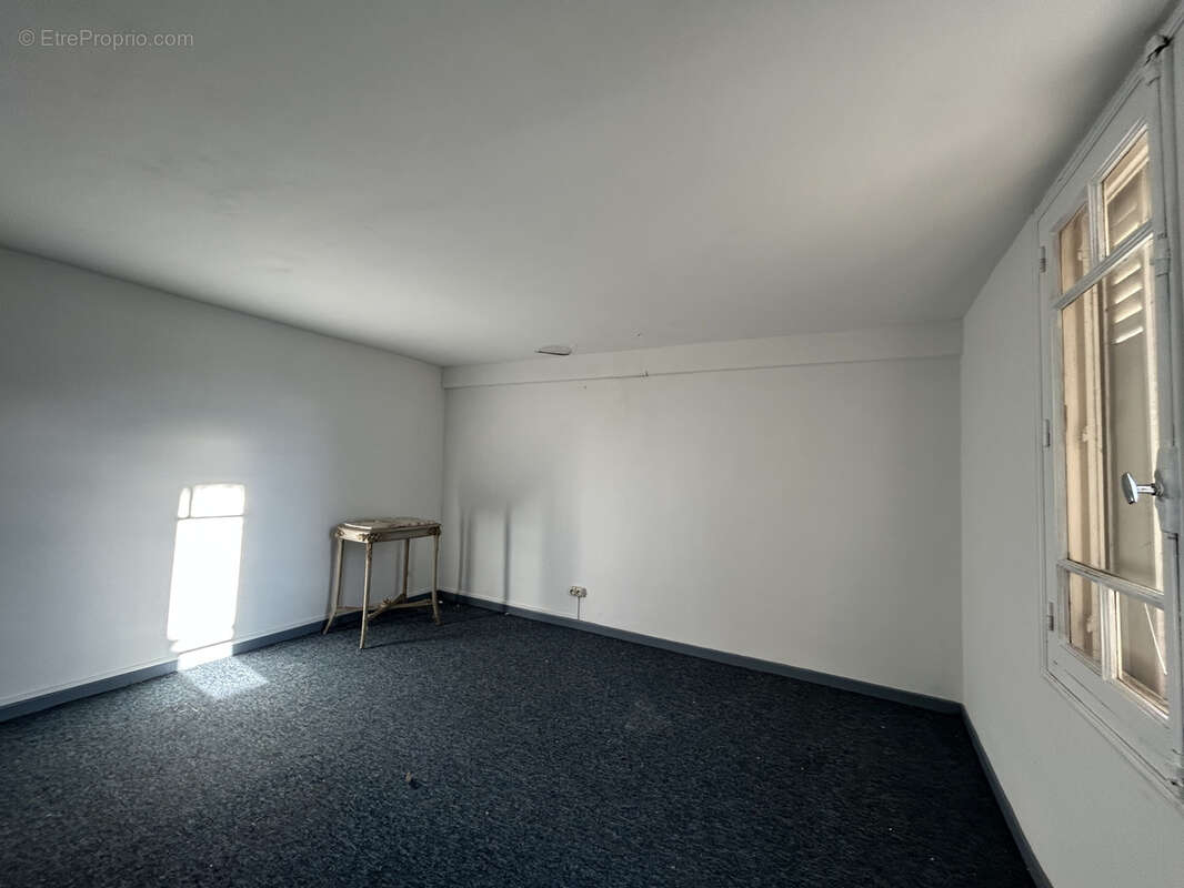 Maison à LEZIGNAN-CORBIERES