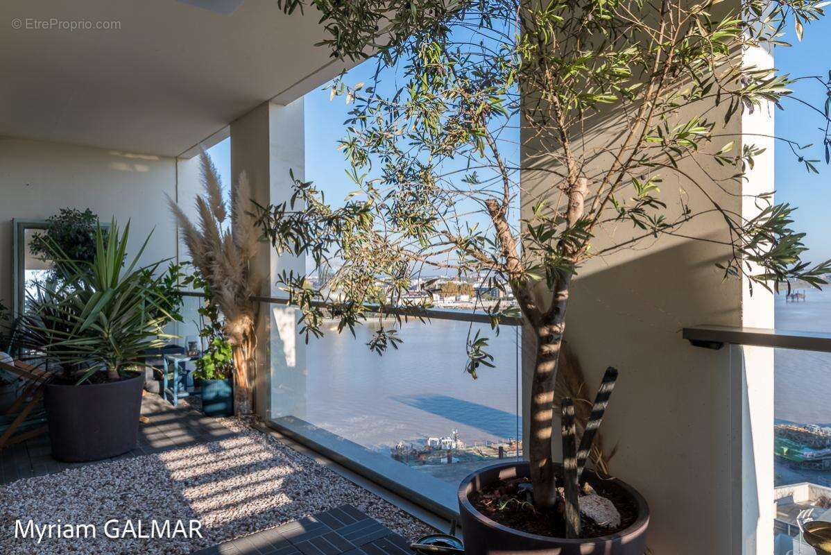 Appartement à BORDEAUX